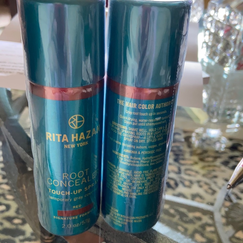 Rita Hazan Root concealer touchup spray. Red.
